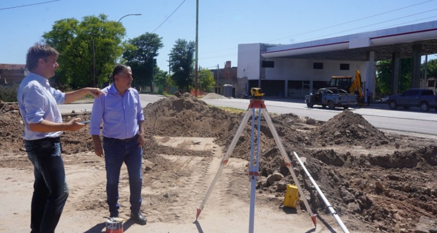 Nediani visit&oacute; el avance de la obra en el barrio Lourdes