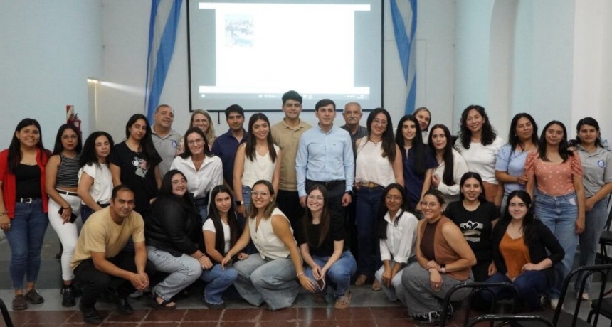 Alumnos de Trabajo Social presentaron su informe final de pr&aacute;cticas